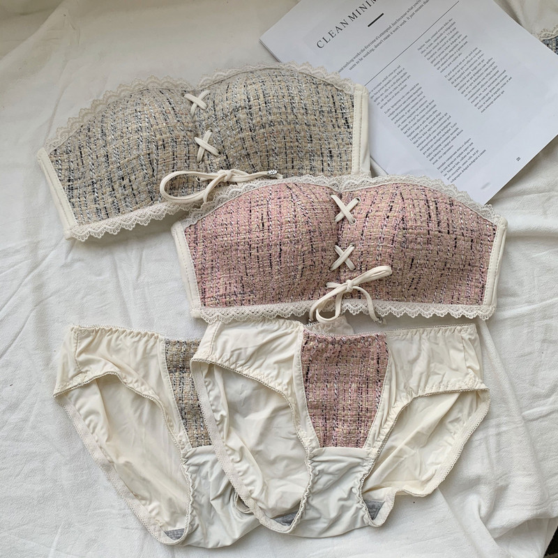 Стилен дамски комплект бельо от две части с връзки