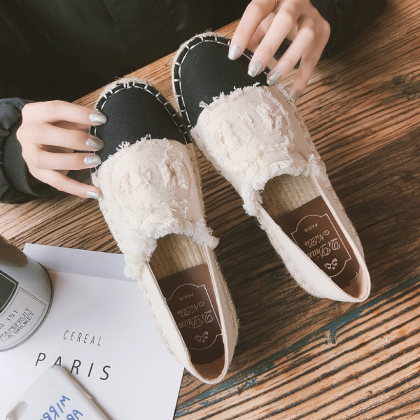 Ежедневни  дамски еспадрили с равна подметка