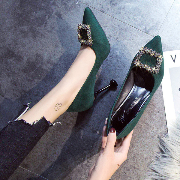 Pantofi eleganti de dama cu toc subtire si catarama metalica