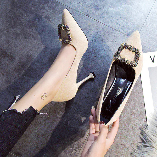 Pantofi eleganti de dama cu toc subtire si catarama metalica