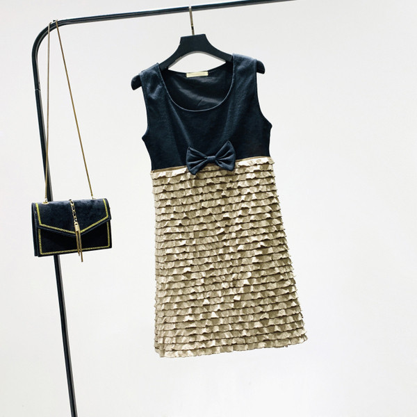 Rochie de dama model nou cu panglica si decolteu oval