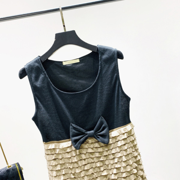 Rochie de dama model nou cu panglica si decolteu oval