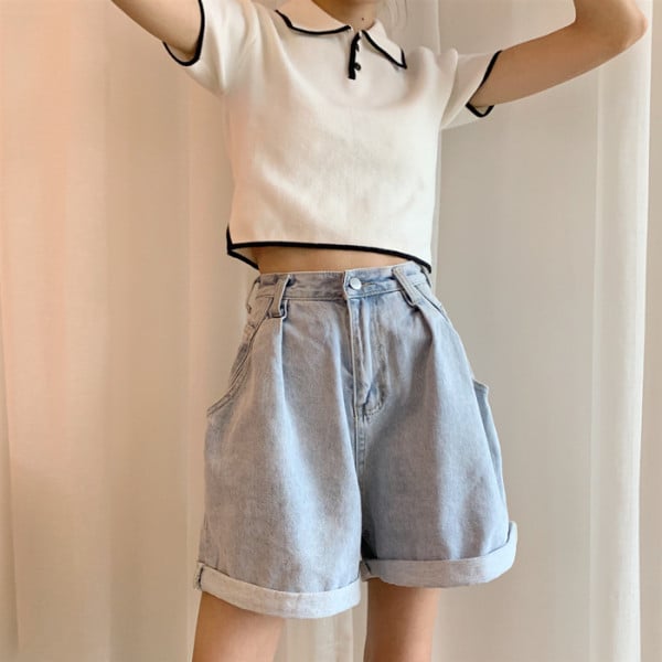 Pantaloni scurți casual model larg