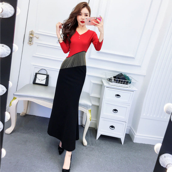 Rochie de dama cu decolteu in V si maneci lungi