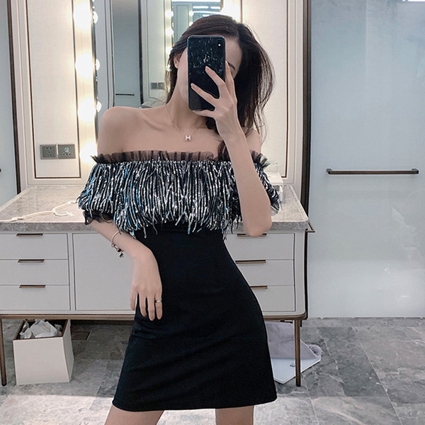 Стилна дамска рокля с пайети и тюл