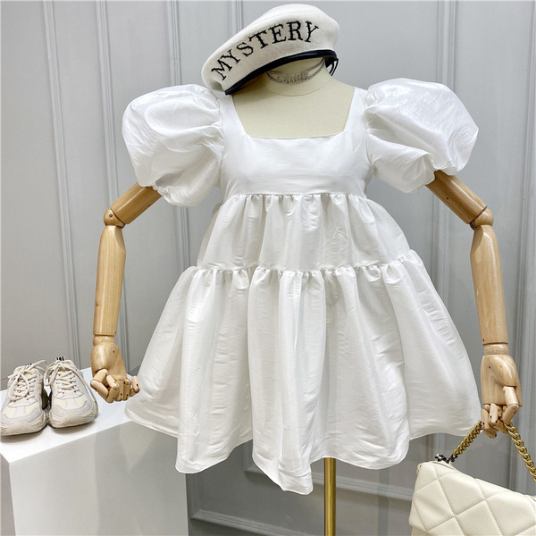 Bluza dama de primavara model lat cu decolteu patrat si maneci scurte