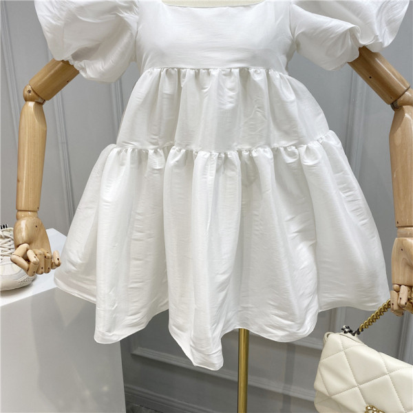 Bluza dama de primavara model lat cu decolteu patrat si maneci scurte