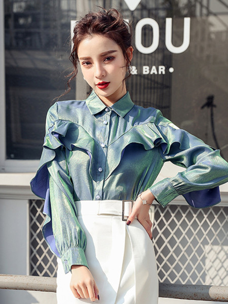 Дамска ежедневна риза с къдри и копчета