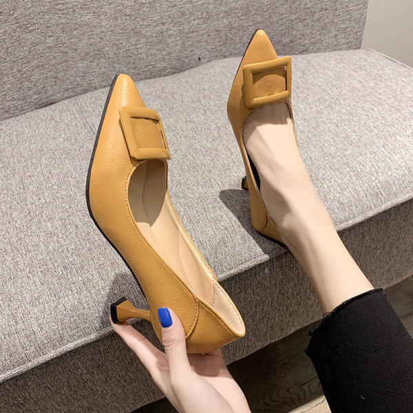 Pantofi de dama moderni din piele model ascutit