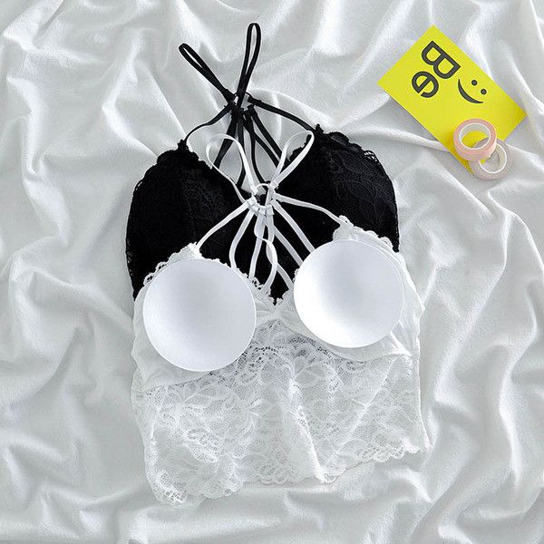 Bustiera dama din dantela cu captuseala si bretele subtiri