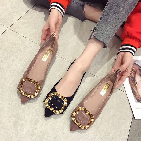 Pantofi moderni de dama cu talpa plate si catarame