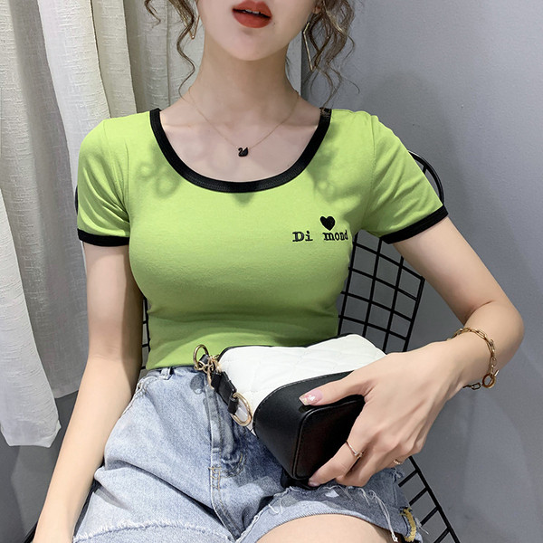 Tricou de damă cromat, cu mâneci scurte și inscripție brodată