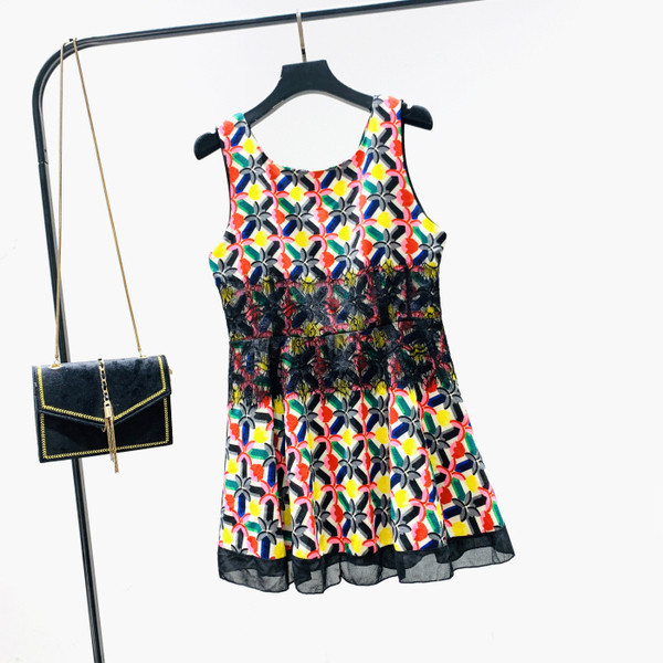 Rochie de dama colorata cu bretele - model croiat