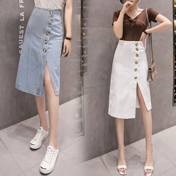 Fusta de dama eleganta cu talie inalta, cu fanta si nasturi