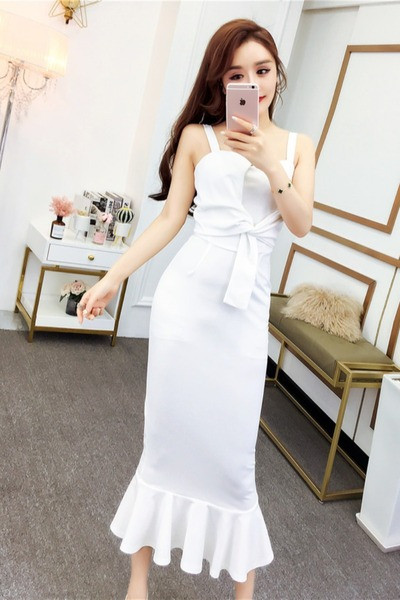 Rochie elegantă de damă cu bretele largi