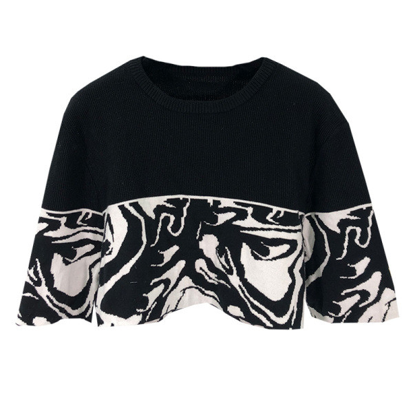 Нов модел къса блуза с шарен десен