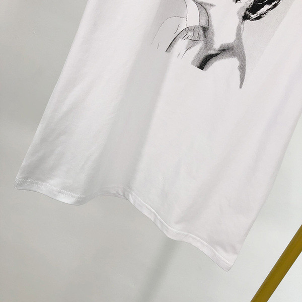 Tricou alb de vară cu mâneci scurte și imprimeu