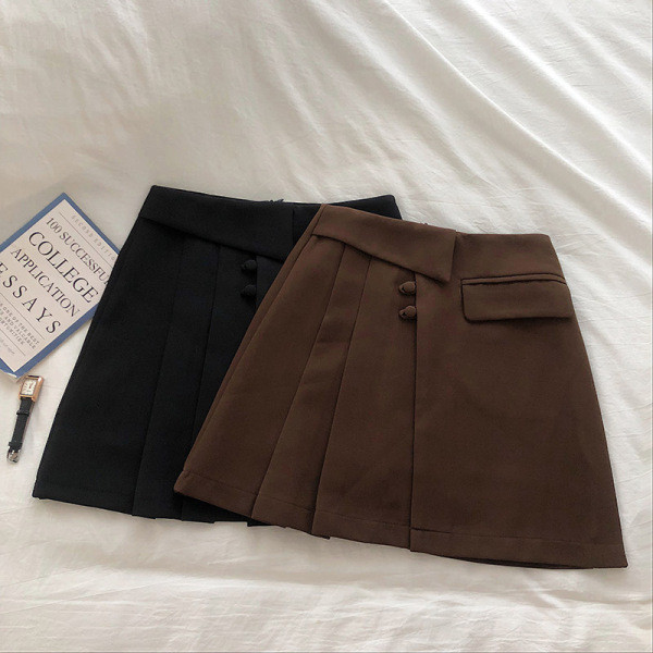 Дамска къса пола с копчета и А-линия