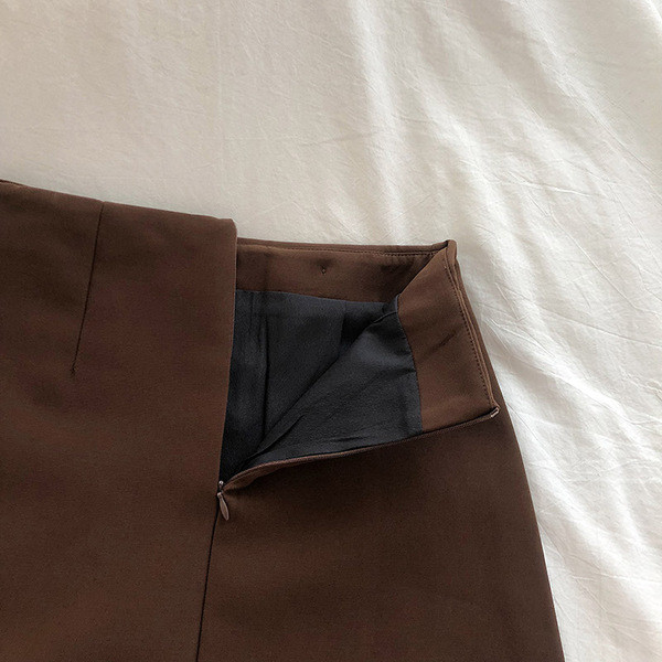 Дамска къса пола с копчета и А-линия