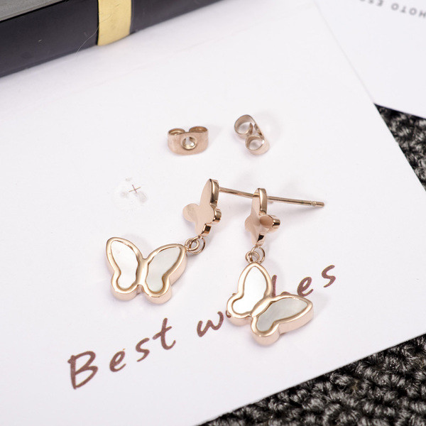 Cercei moderni de dama din otel titan in forma de fluturi