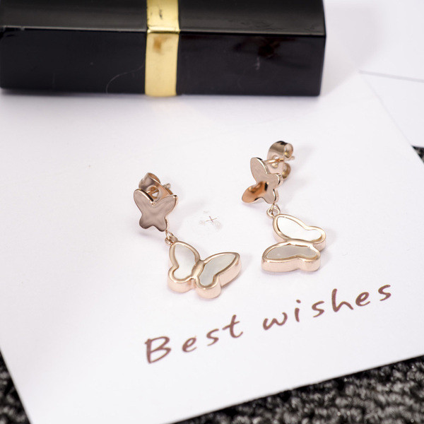 Cercei moderni de dama din otel titan in forma de fluturi