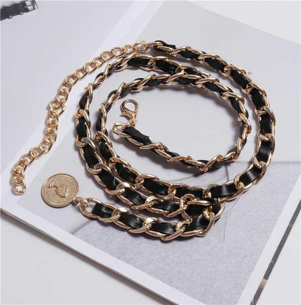 Curea subțire de damă din metal, cu pandantiv