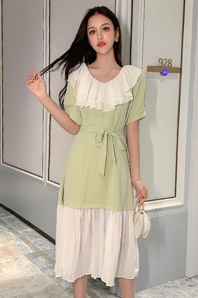 Rochie retro dama cu decolteu oval si cravate