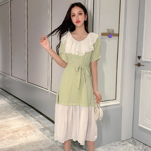 Rochie retro dama cu decolteu oval si cravate