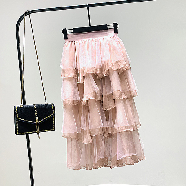 Fusta de dama moderna cu talie inalta si tul in roz