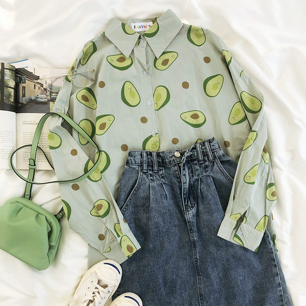 Cămașă modernă de damă cu imprimeu avocado