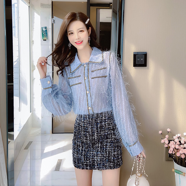 Alkalmi női ing rojtokkal és klasszikus gallérral