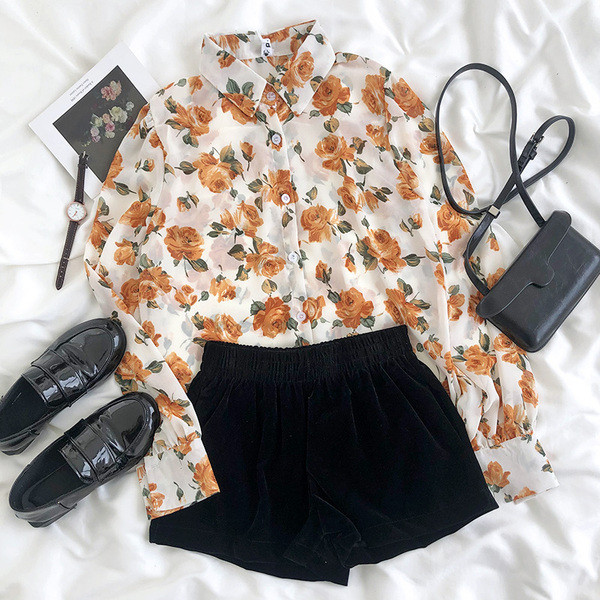 Cămașă modernă de damă cu guler clasic și imprimeu floral