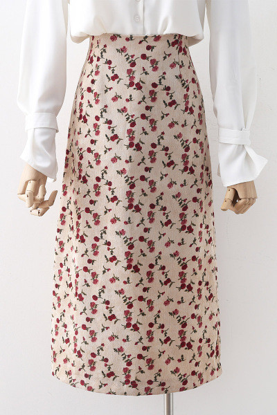 Tavaszi női szoknya kordbársonyból, magas derékkal és virágmotívumokkal