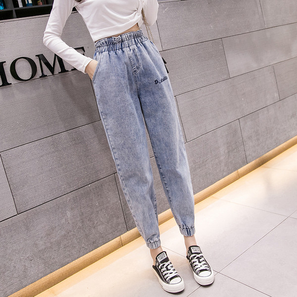 Blugi casual dama cu talie elastica - model drept