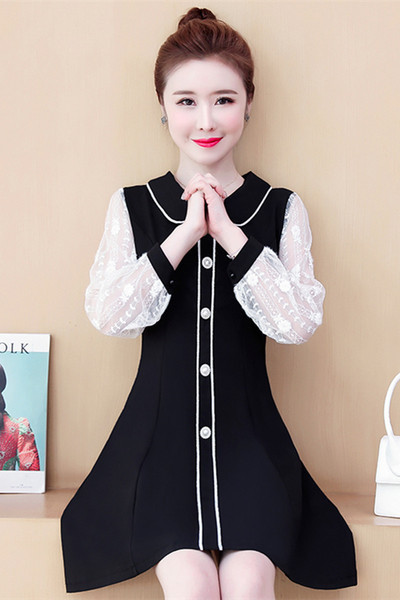 Tavaszi női ruha hosszú ujjal és gombokkal