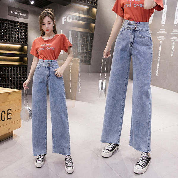 Stílusos női farmer övvel és magas derékkal