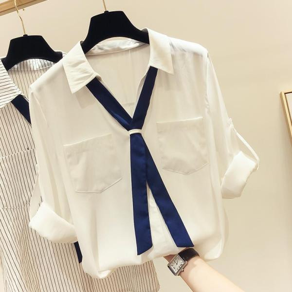 Modern női ing klasszikus gallérral és spitz nyakkivágással