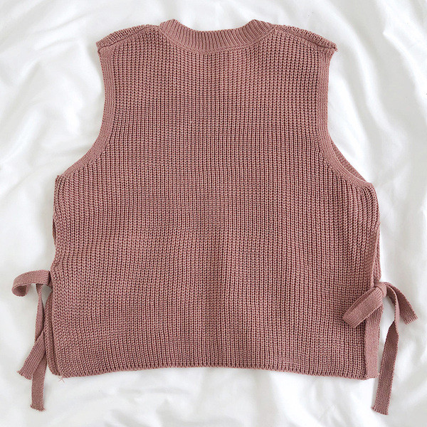 Alkalmi női kardigán nyakkendővel