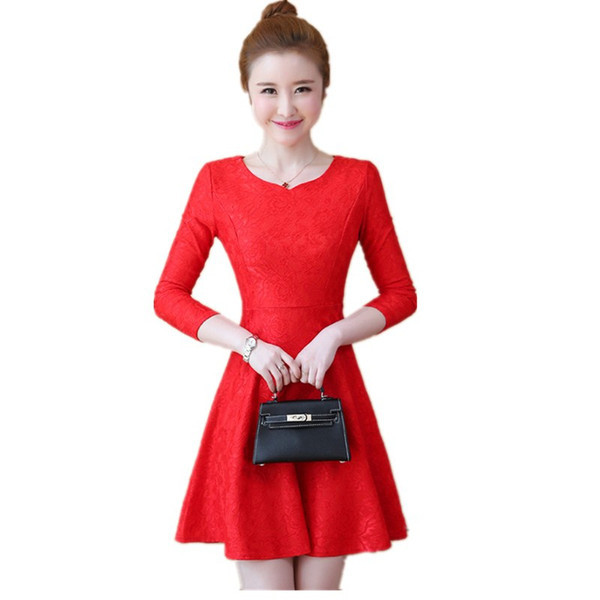 Rochie actuală de damă cu mâneci lungi și decolteu rotund