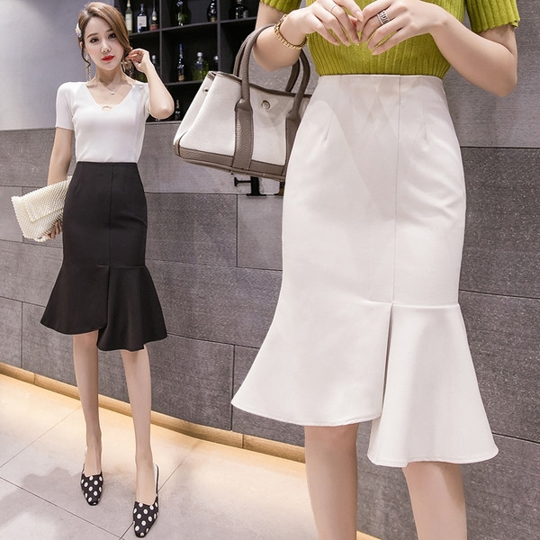 Alkalmi női szoknya hasítékkal, magas derékkal