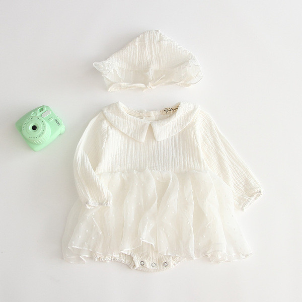 Body elegant pentru bebeluș cu mâneci lungi, tul și pălărie