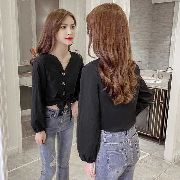 Alkalmi női rövid ing szalaggal és gombokkal