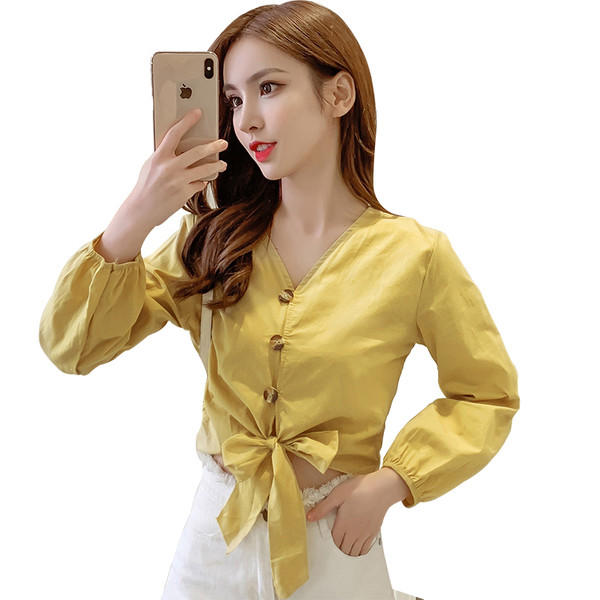 Alkalmi női rövid ing szalaggal és gombokkal