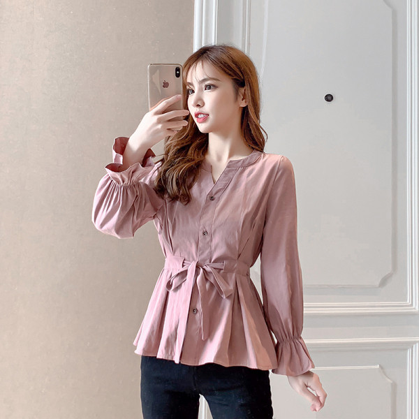 Női alkalmi ing gombokkal és szalaggal