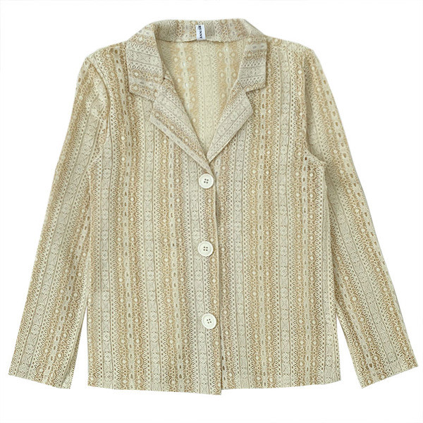 Ženska čipkasta košulja sa špic izrezom i gumbima