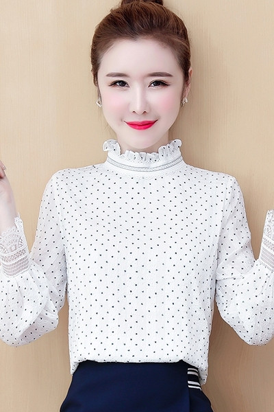Moderni ženski točkasti obraz s visokim ovratnikom