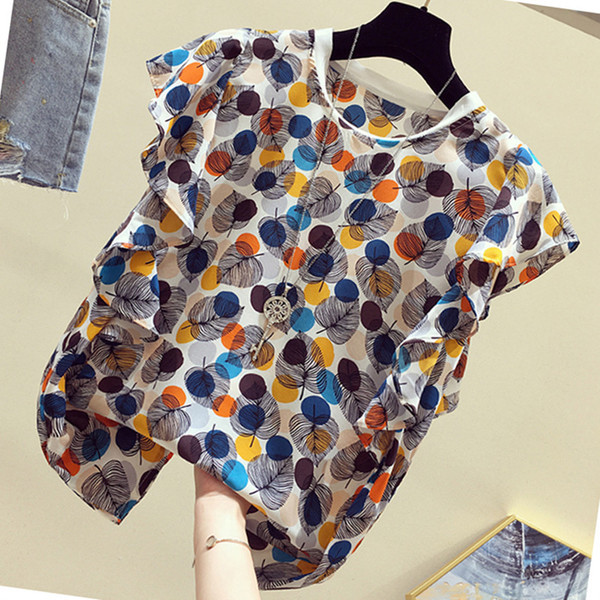 Modern női blúz fürtökkel és O-nyakkal