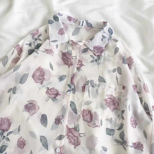 Modern női ing virágmintával és zsebbel