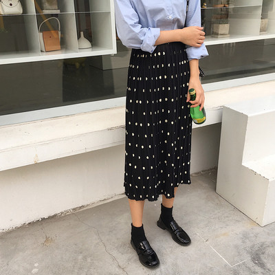 Fusta de dama plisata cu buline cu talie inalta