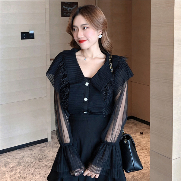 Camasa de dama model nou cu maneci si nasturi din tul